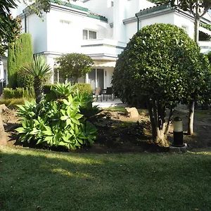 https://dominion-apartments.1costadelsol.com