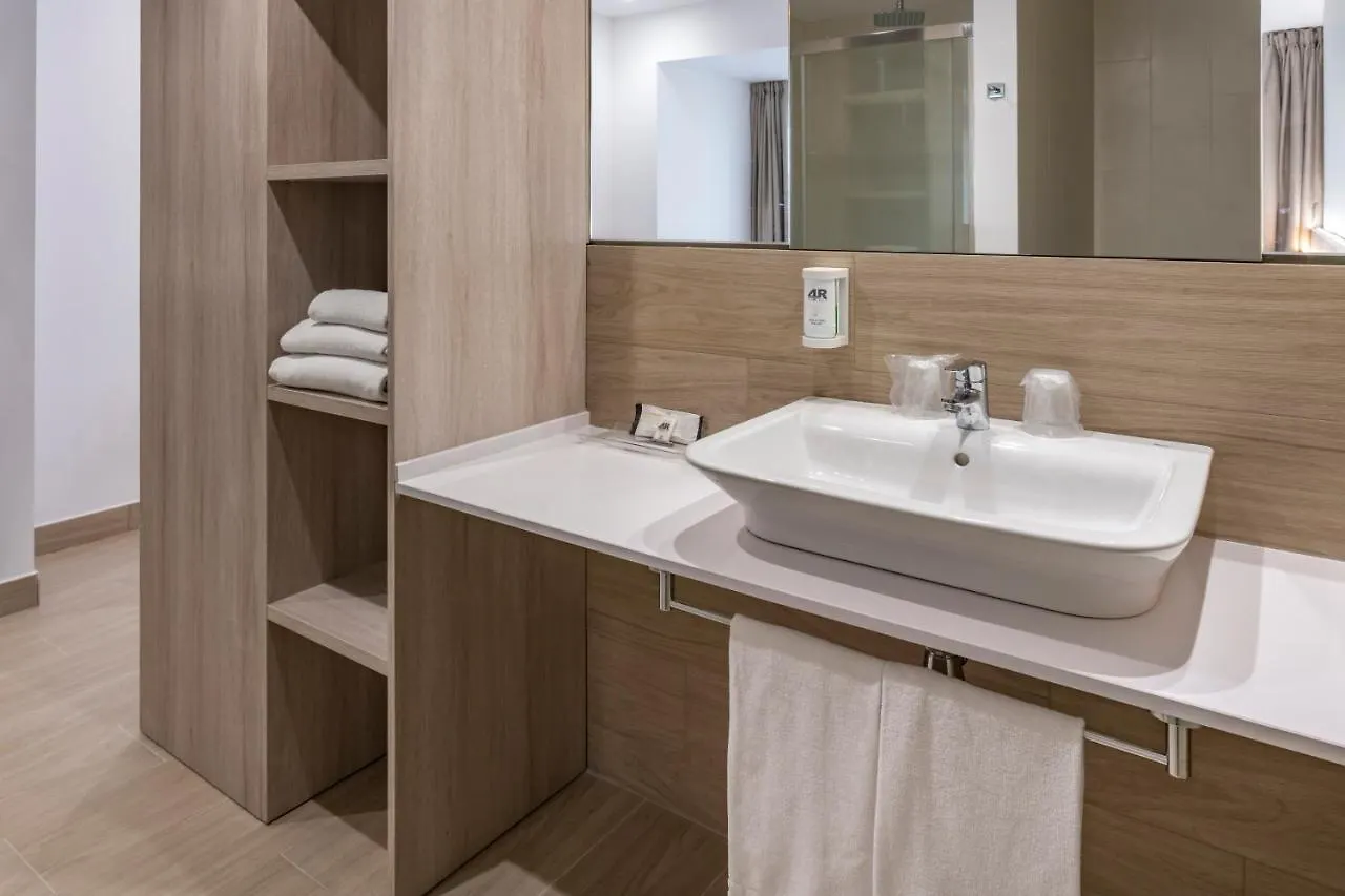 Hotel 4R Gran Europe Coma-ruga Spagna
